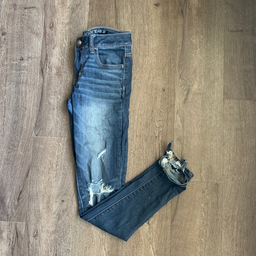 Distressed American eagle jeans